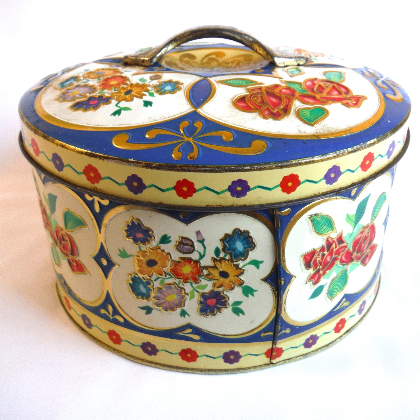 Embossed Flower Tin with Removable Top, Vintage Tin by GRAY DUNN BISCUITS OF SCOTLAND