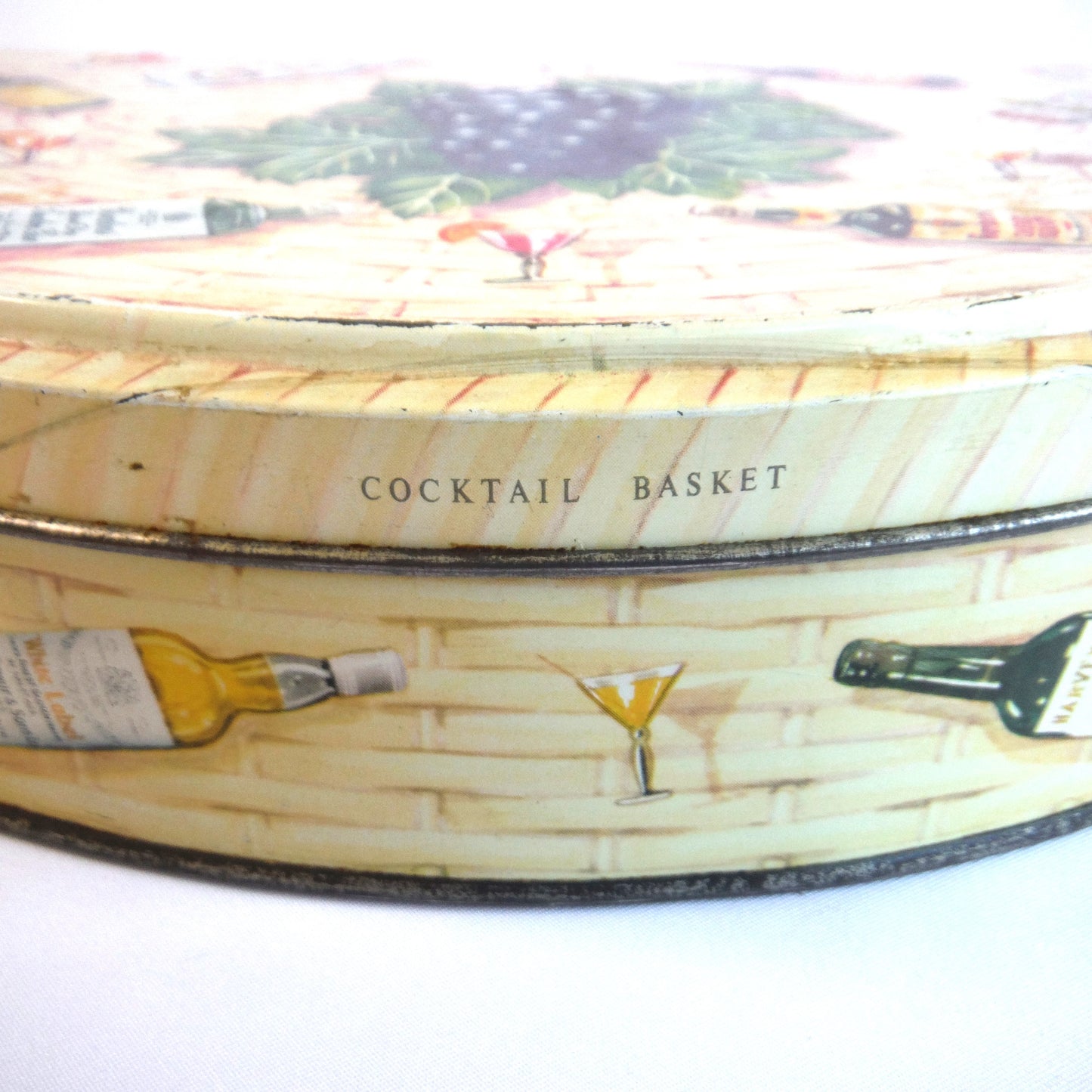 Huntley & Palmers of Post WWII London Vintage Tin Container: THE COCKTAIL BASKET, #2