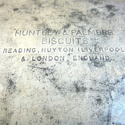 Huntley & Palmers of Post WWII London Vintage Tin Container: THE COCKTAIL BASKET, #2