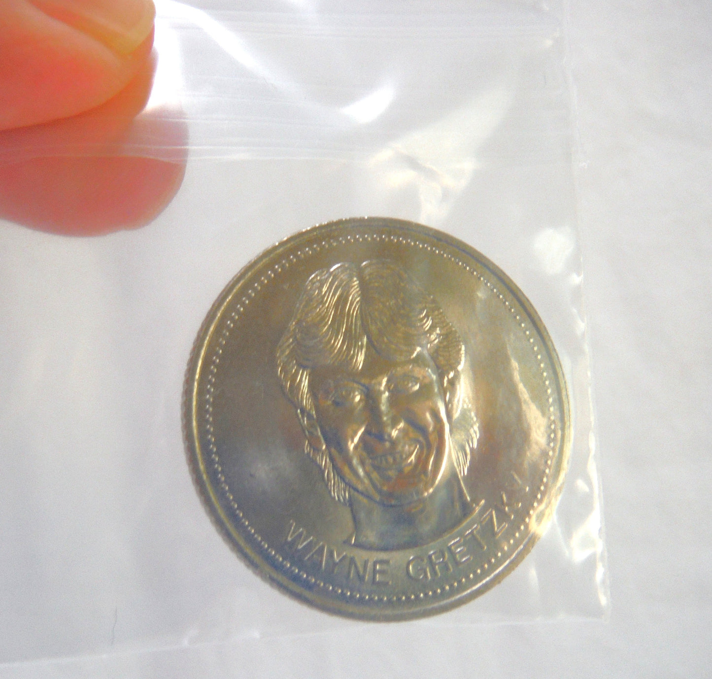 1983 WAYNE GRETZKY HOCKEY DOLLAR, An Official Edmonton Oilers Product Featuring #99 Centre Wayne Gretzky