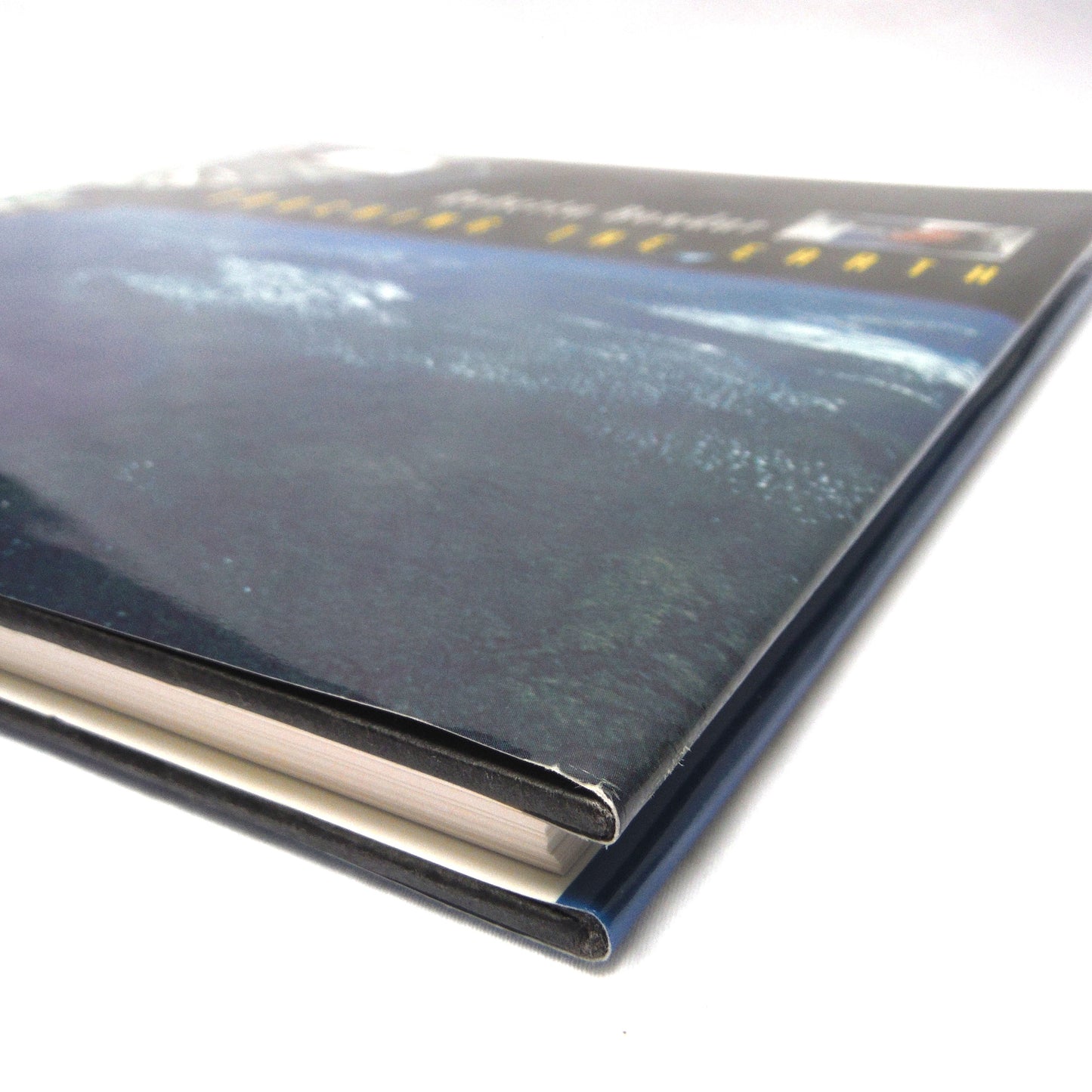 TOUCHING THE EARTH, by Roberta Bondar (1994 1st Ed.)