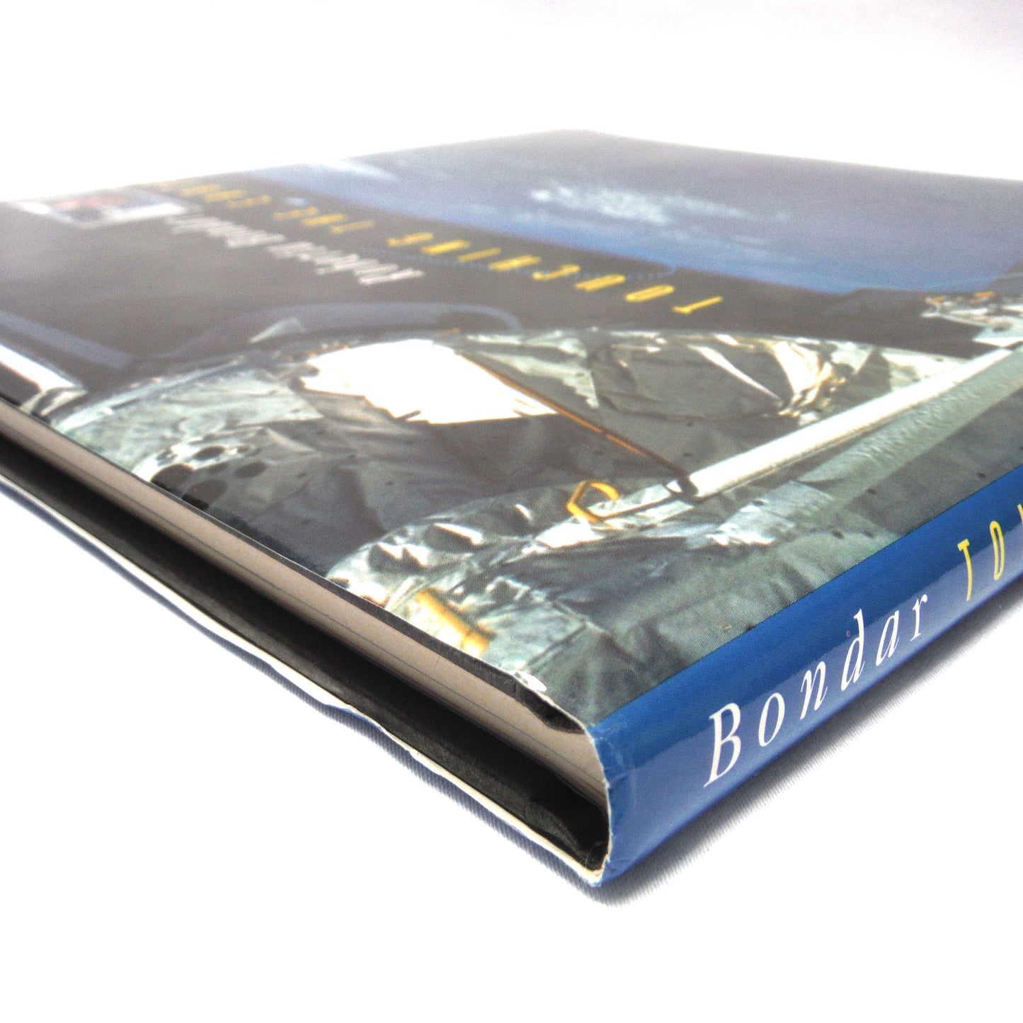 TOUCHING THE EARTH, by Roberta Bondar (1994 1st Ed.)