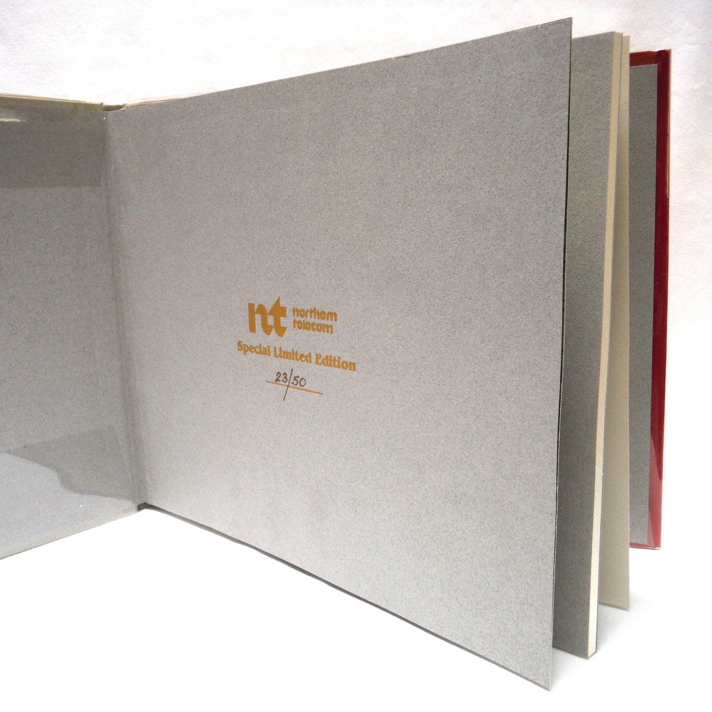 THE ART OF SURVIVAL - LA SURVIVANCE ET L'ART: Canadian Artists in Aid of Endangered Wildlife, ROM Art Exhibition Catalogue (1987 1st Ed.)