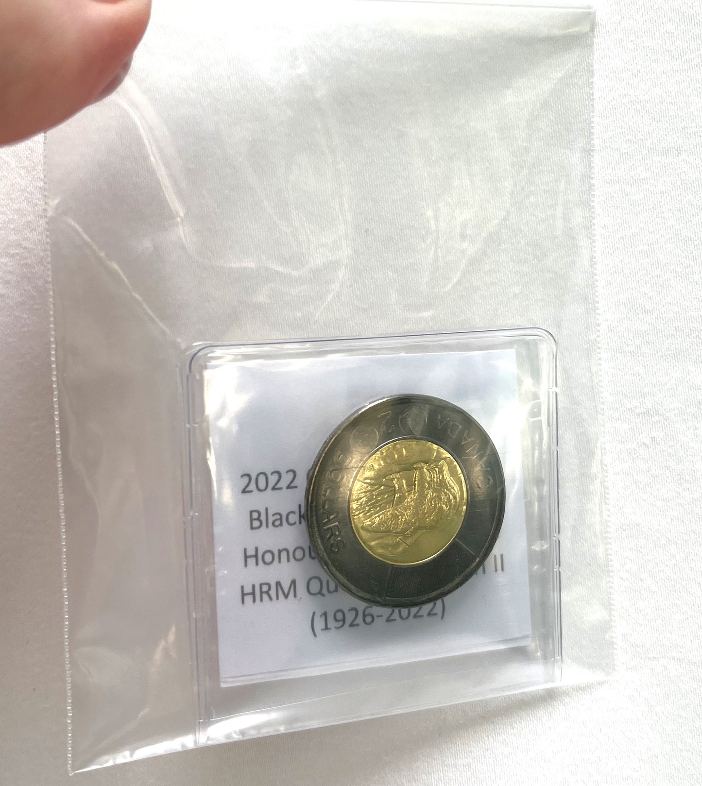 2022 Canadian Black-Rimmed $2 Toonie Coin: Honouring the Reign of HRM Queen Elizabeth II (1926-2022) in a Special Presentation Holder
