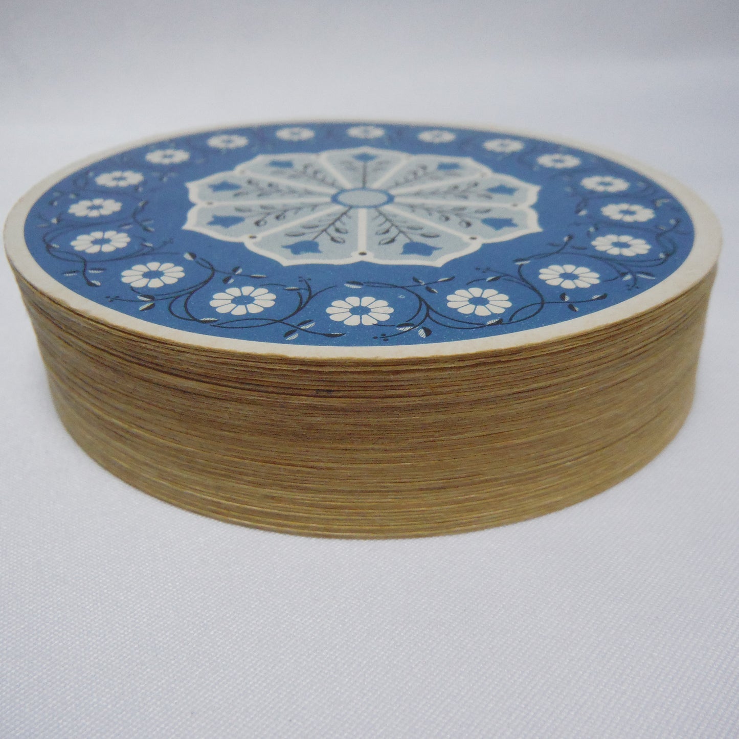 Playing Cards, Full Deck of 52 "Country Club" Vintage Round Cards