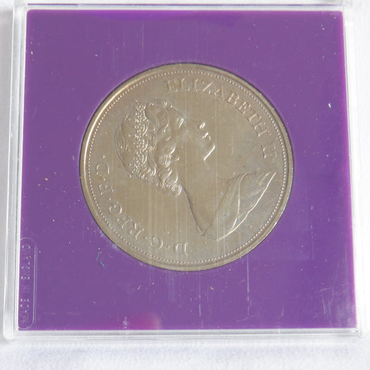 THE 1972 SILVER WEDDING British Crown Coin, QUEEN ELIZABETH II & PRINCE PHILIP (1947-1972)