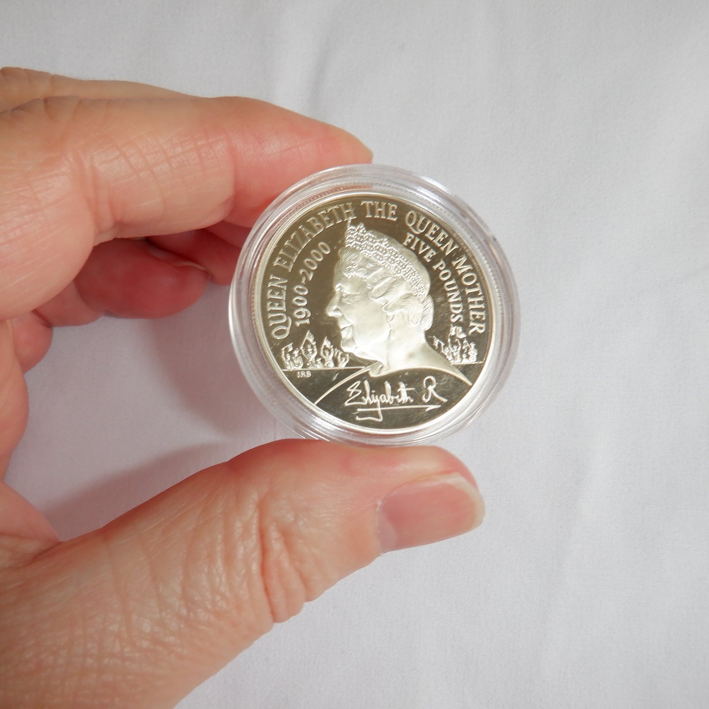 2000 Fine 1oz Proof .925 Silver British 5-Pound Coin: THE QUEEN MOTHER SILVER CENTENARY (1900-2000)