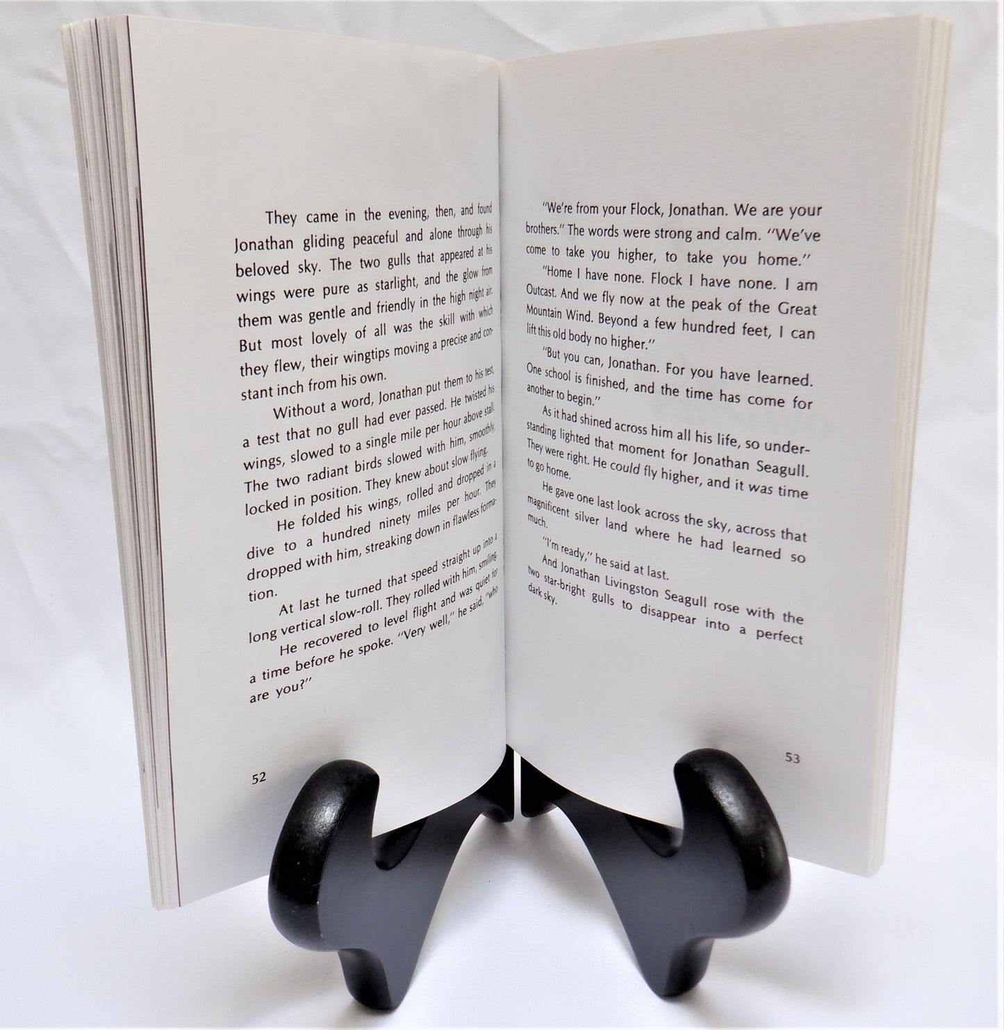JONATHAN LIVINGSTON SEAGULL, A Story by Richard Bach, Rare 1st AVON BOOKS PRINTING: January 1973
