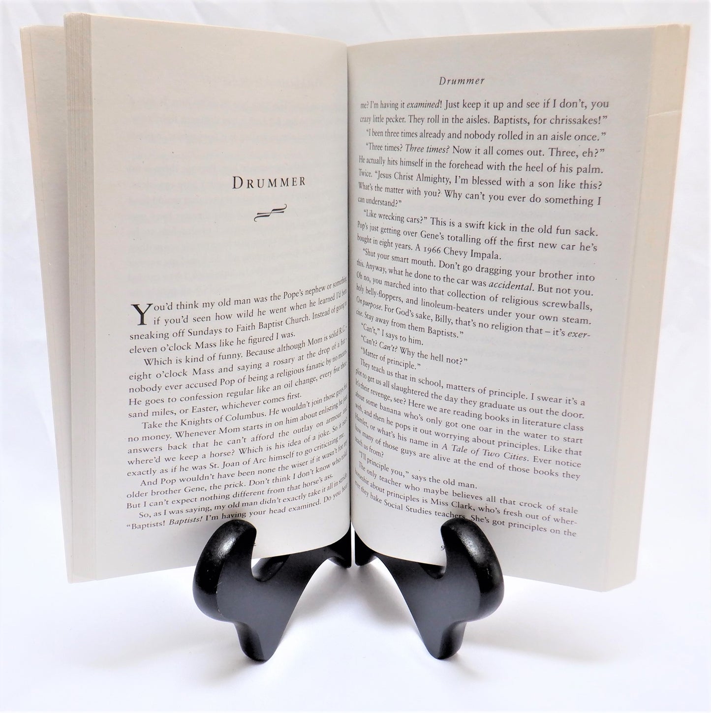 MAN DESCENDING, A Short Story Collection by Guy Vanderhaeghe, 2000