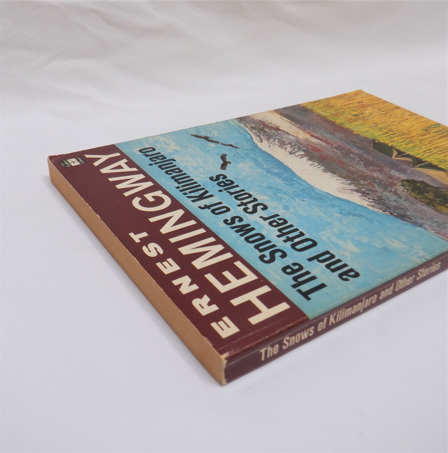 THE SNOWS OF KILIMANJARO and OTHER STORIES, by Ernest Hemingway, 1970
