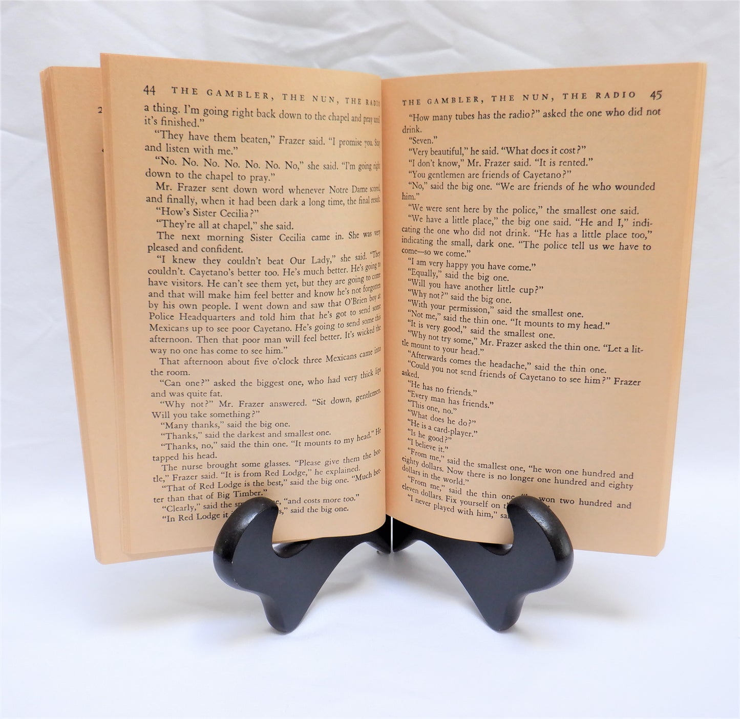 THE SNOWS OF KILIMANJARO and OTHER STORIES, by Ernest Hemingway, 1970