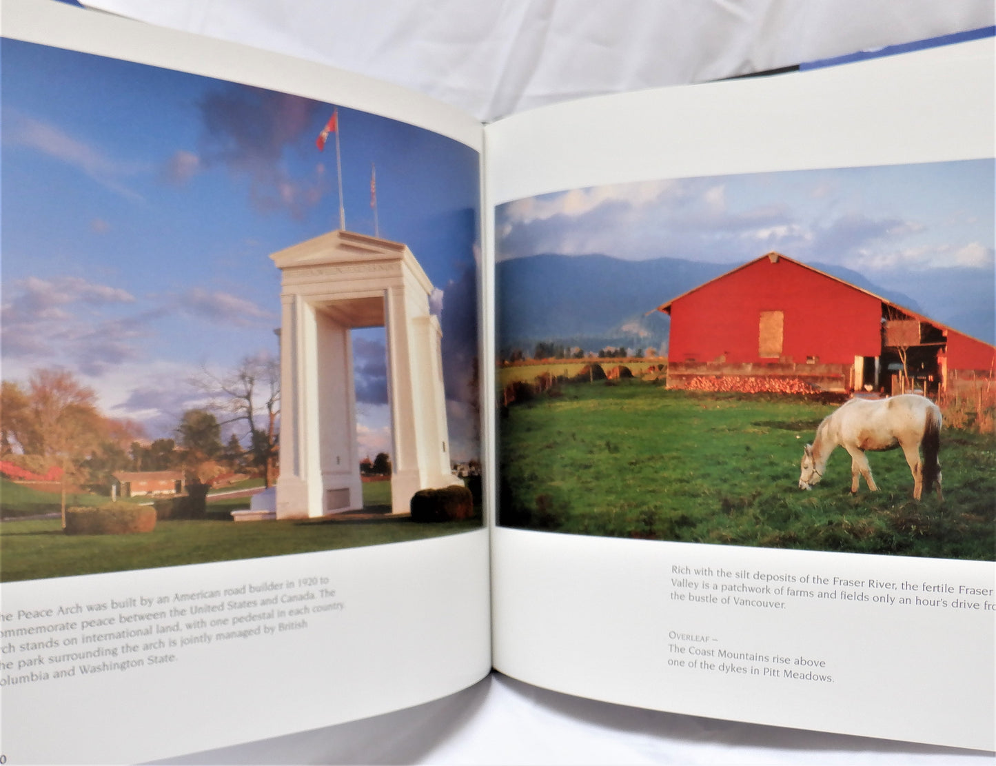 BRITISH COLUMBIA, A Photographic Introduction by Steve Penner (1997 1st Ed.)