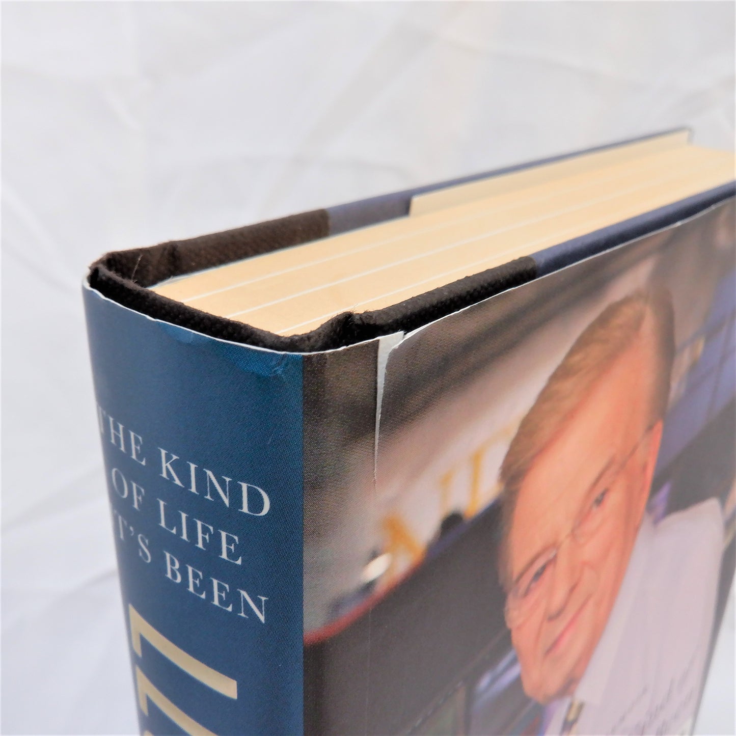 THE KIND OF LIFE IT'S BEEN, A Memoir by Lloyd Robertson (2012 1st Ed.)