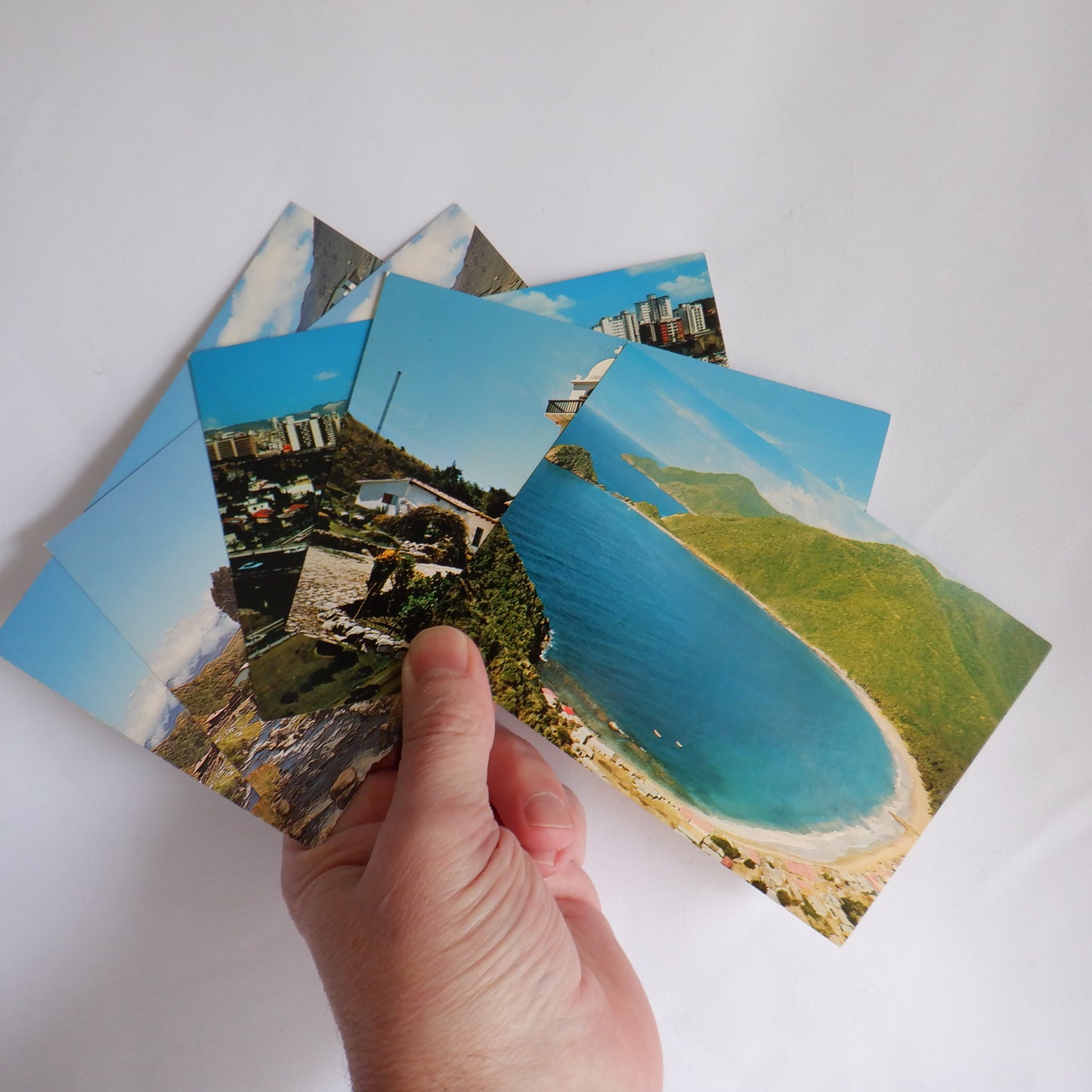 POSTCARD, Set of 4, Vintage Various Full-Colour Scenes of VENEZUELA