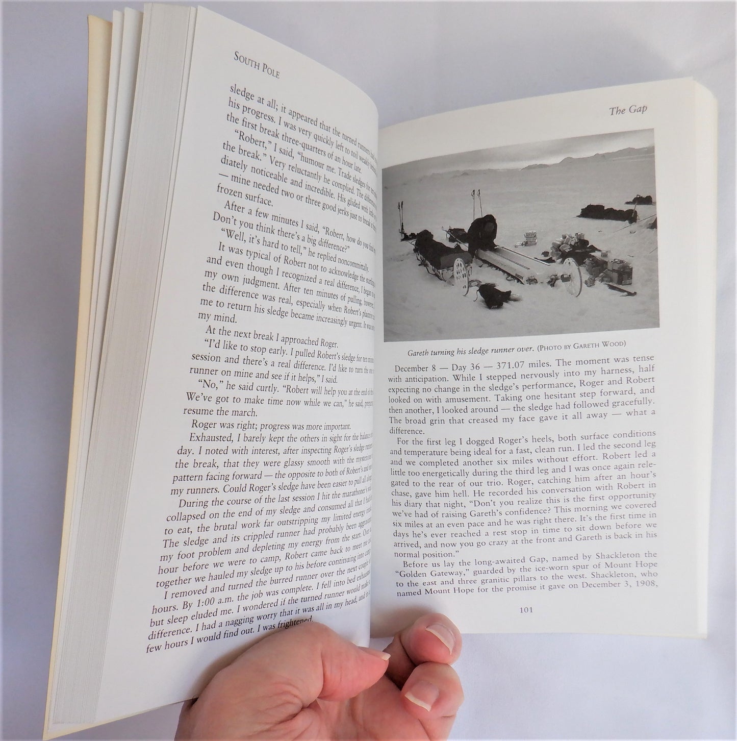 SOUTH POLE 900 Miles on Foot, by Gareth Wood with Eric Jamieson (1st Ed. SIGNED)