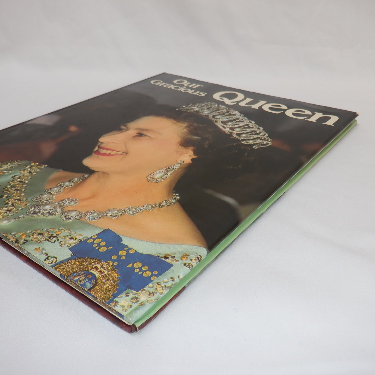 OUR GRACIOUS QUEEN, by Ted Smart & David Gibbon (1984 1st Ed.)
