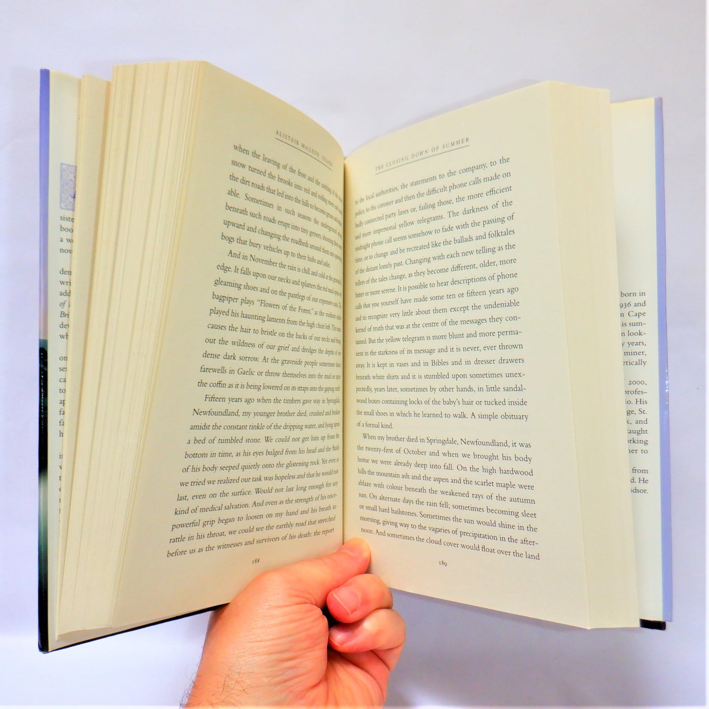 ISLAND: THE COLLECTED STORIES, by Alistair MacLeod (2000 1st Ed.)