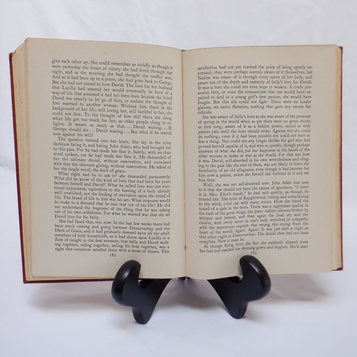 PILGRIM'S INN, A Novel by Elizabeth Goudge (1948 1st Ed.)