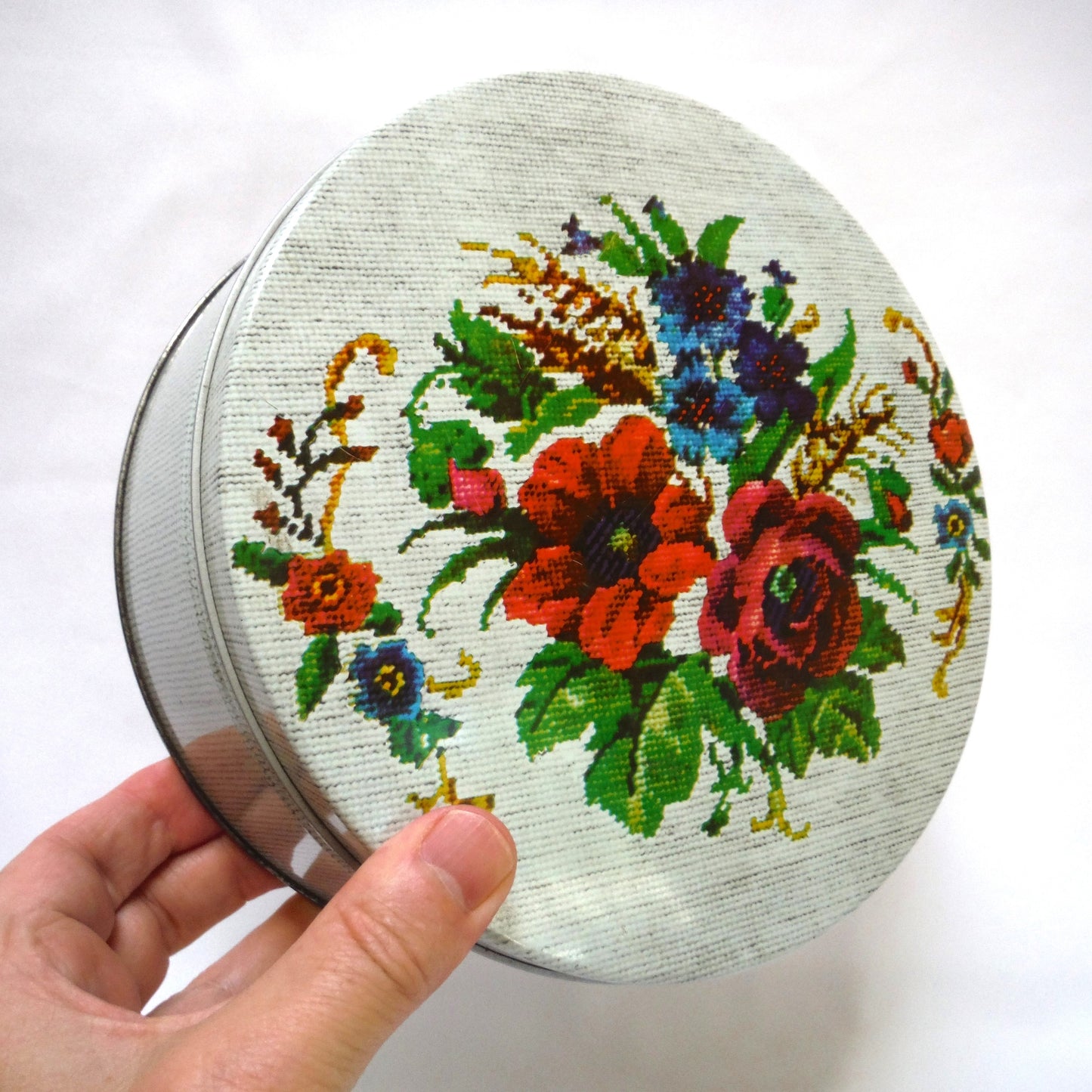 Vintage Needlepoint-Styled Round Tin Container, 'ROSE BOUQUET on CANVASS'