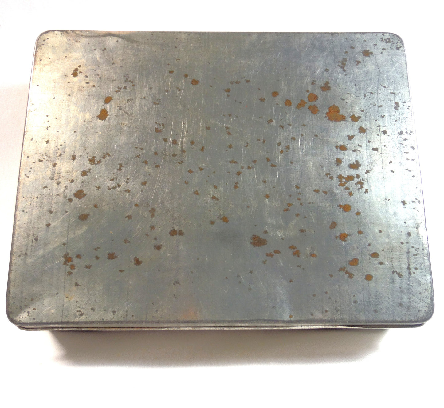 An Old-Timer Covered Square Tin Container, All Silver Colour Plain-Jane Styling!