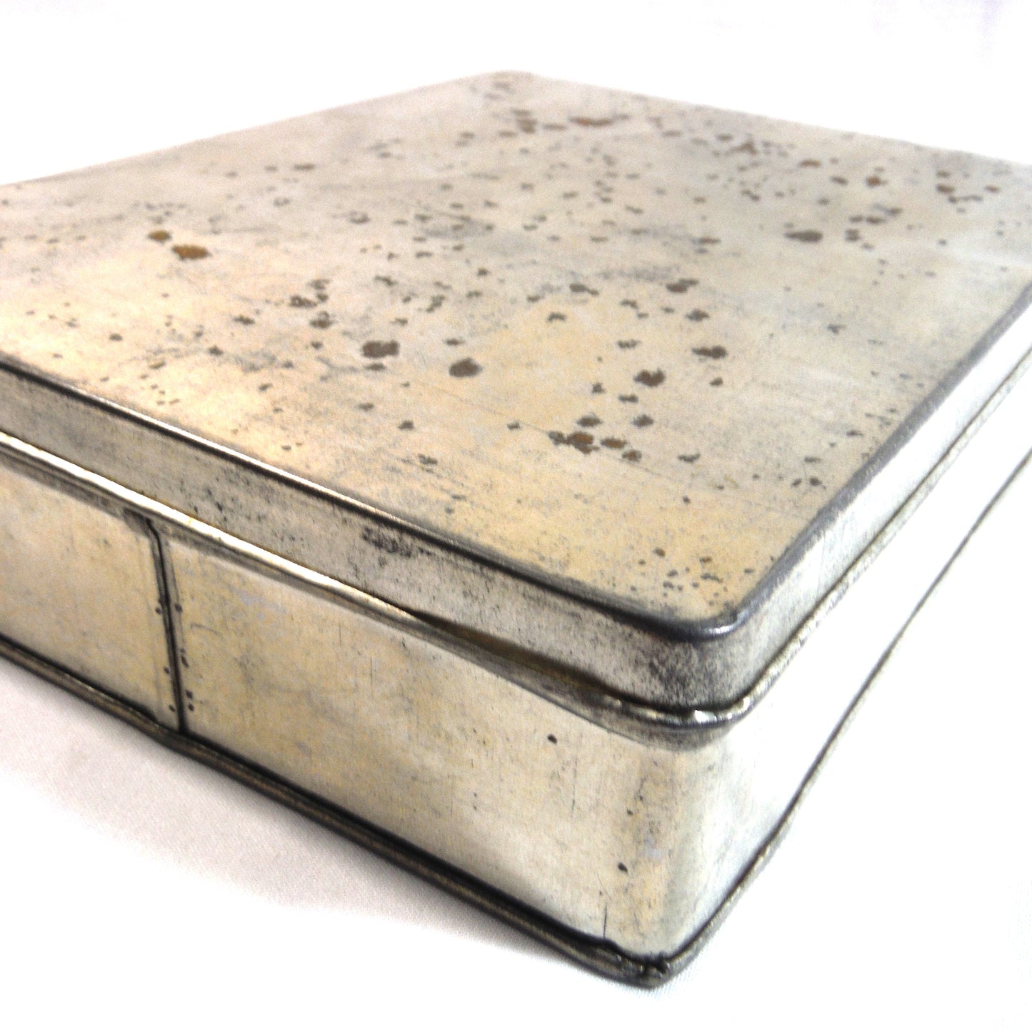 An Old-Timer Covered Square Tin Container, All Silver Colour Plain-Jane Styling!