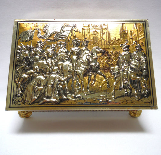 BLUE BIRD CONFECTIONERY and Harry vincent Limited Present the Vintage Tin Entitled: 'THE KING RETURNS'