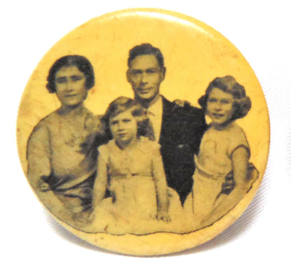 Lapel Pin, ROYALTY KING GEORGE & Family in Britain, Vintage 1940's