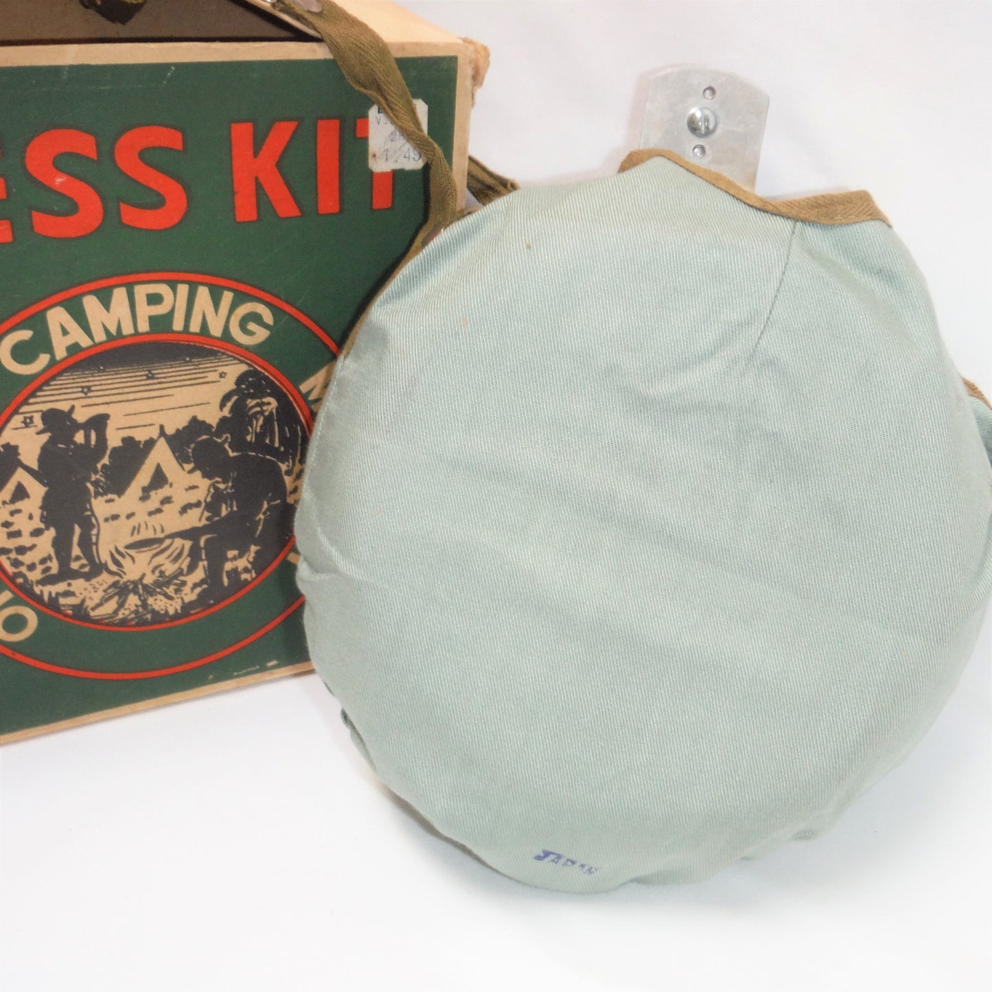 VINTAGE MESS KIT COOKING SET, Official Camping Mess Kit from EATON'S Canada. BRAND-NEW OLD-STOCK, Made in Japan