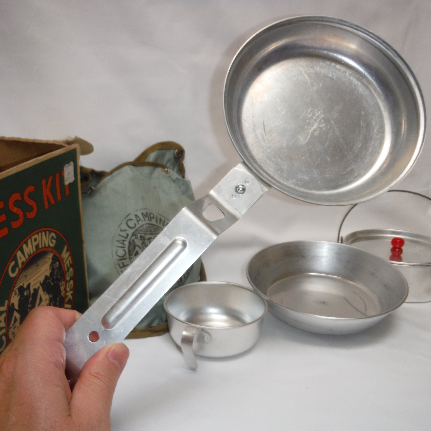 VINTAGE MESS KIT COOKING SET, Official Camping Mess Kit from EATON'S Canada. BRAND-NEW OLD-STOCK, Made in Japan