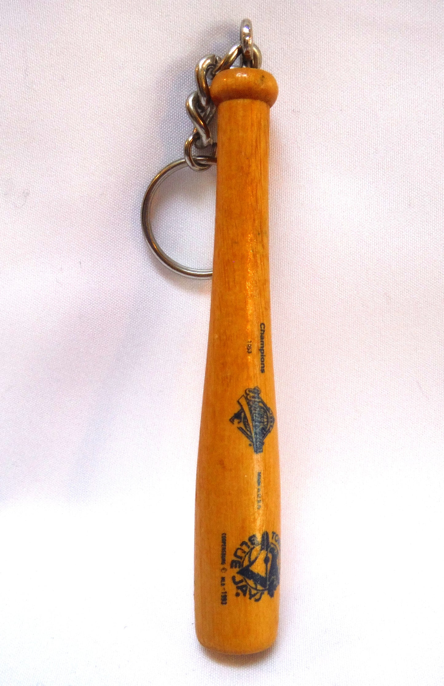 RARE MINIATURE BASEBALL BAT AND KEY CHAIN: Toronto Blue Jays 1993 World Series Champions!