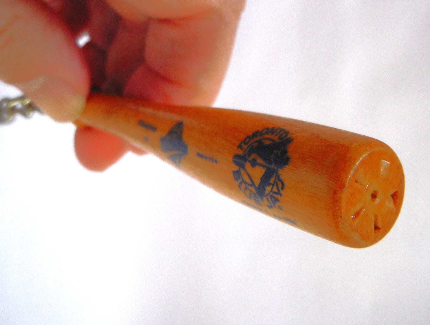 RARE MINIATURE BASEBALL BAT AND KEY CHAIN: Toronto Blue Jays 1993 World Series Champions!