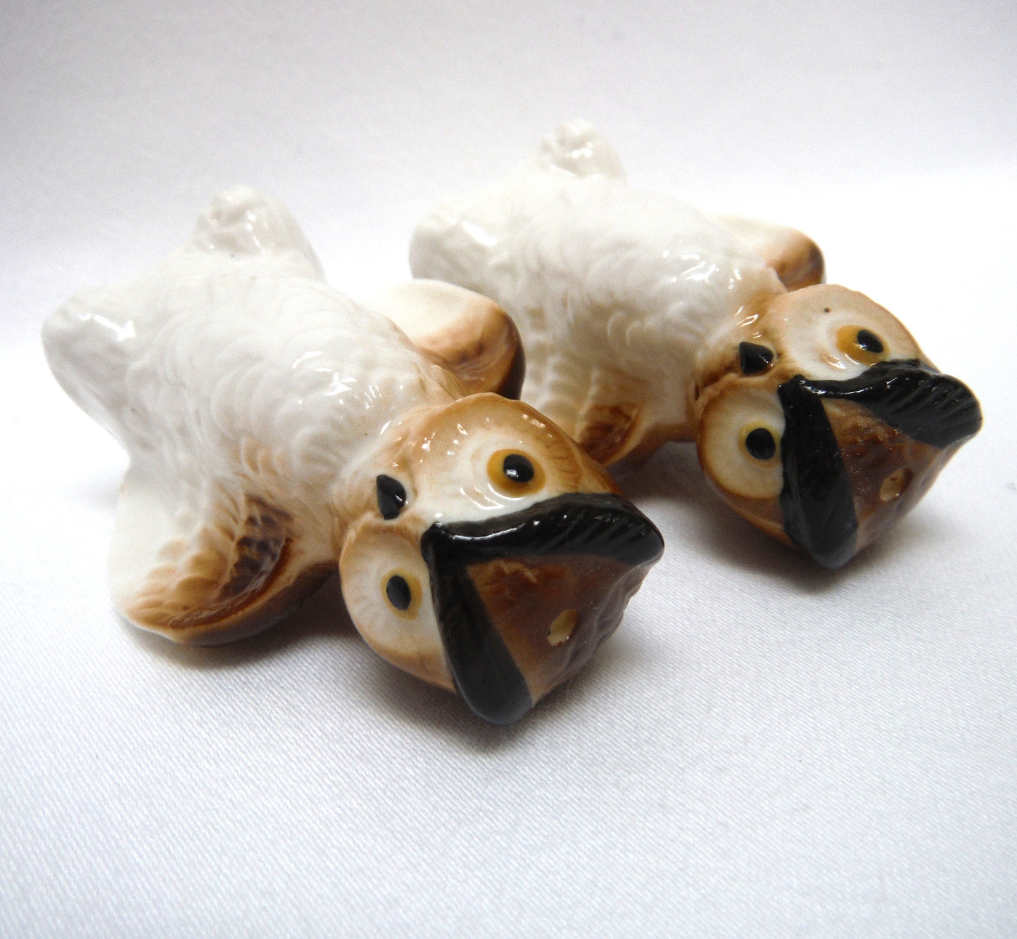 VINTAGE SALT & PEPPER SHAKERS: Miniature Owls Looking Wise!