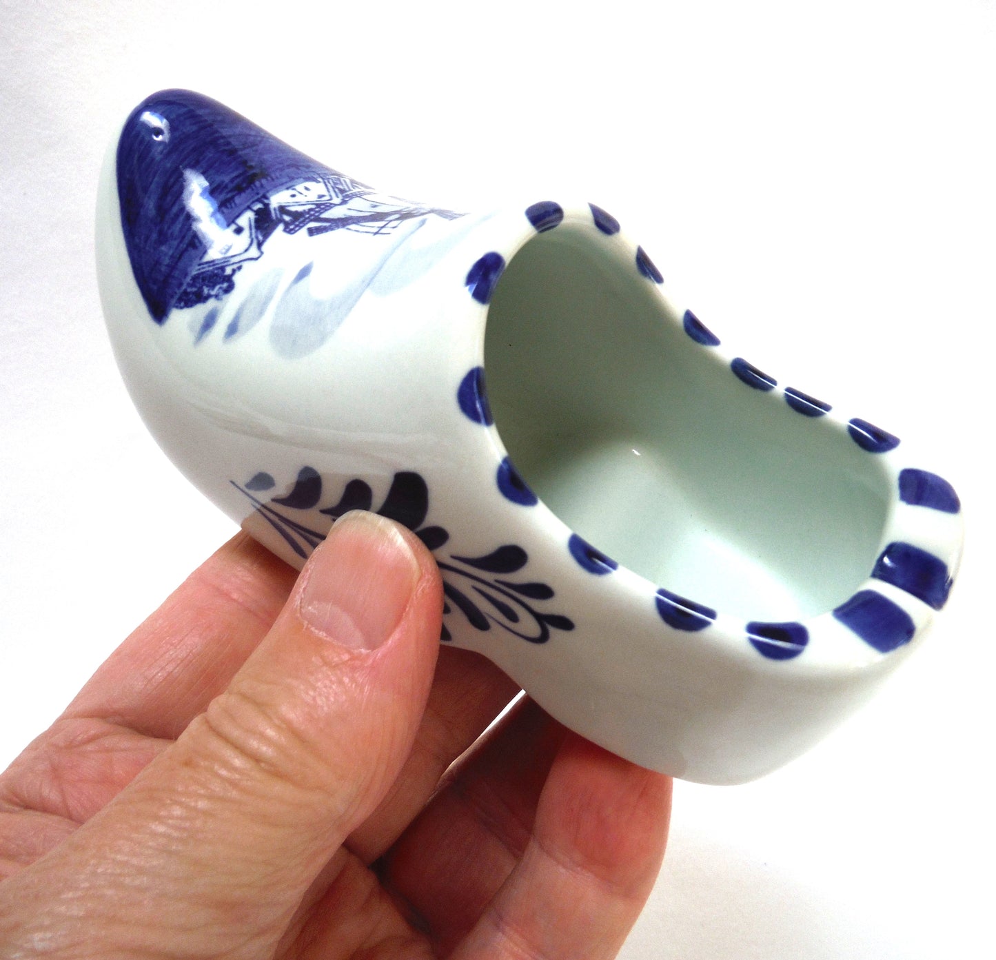 Vintage Hand Painted Delft Blue Ahtray: TRADITIONAL #3 LARGE HOLLAND DUTCH SHOE ASHTRAY (Brand New Condition!)
