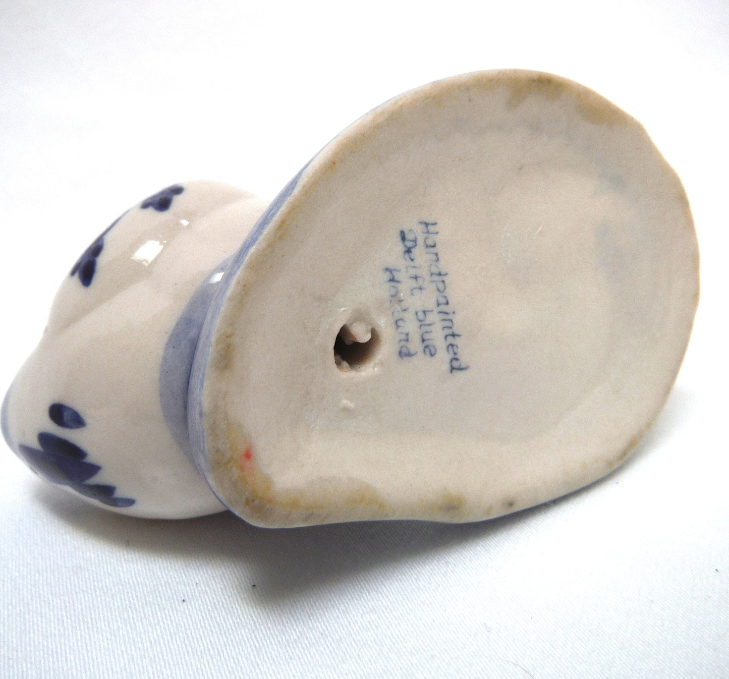 DELFT BLUE HAND PAINTED FIGURINE: Momma Duck and Two Babies!
