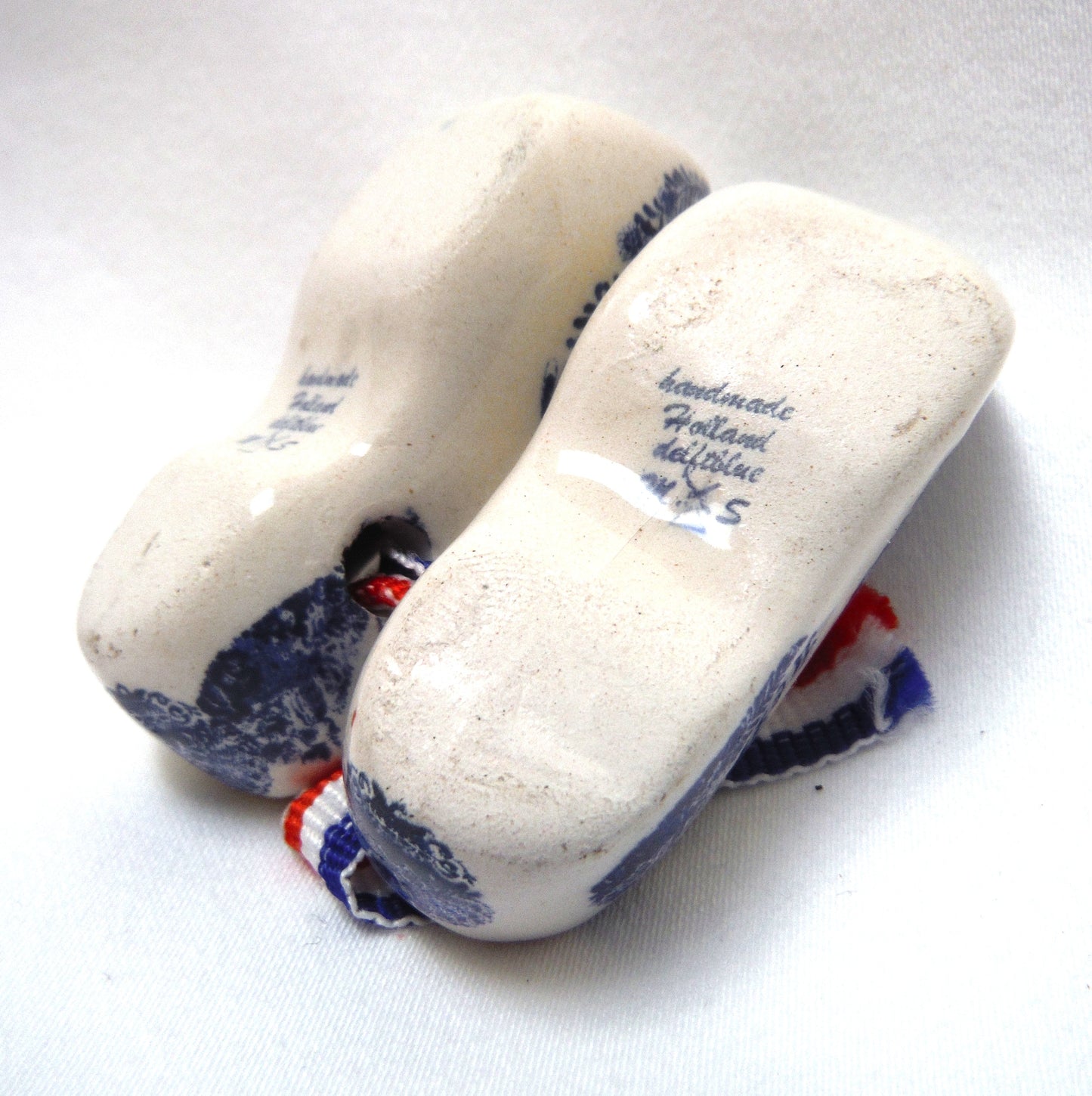 Vintage Hand Painted Delft Blue Miniature PAIR OF DUTCH SHOES ON RIBBON #2