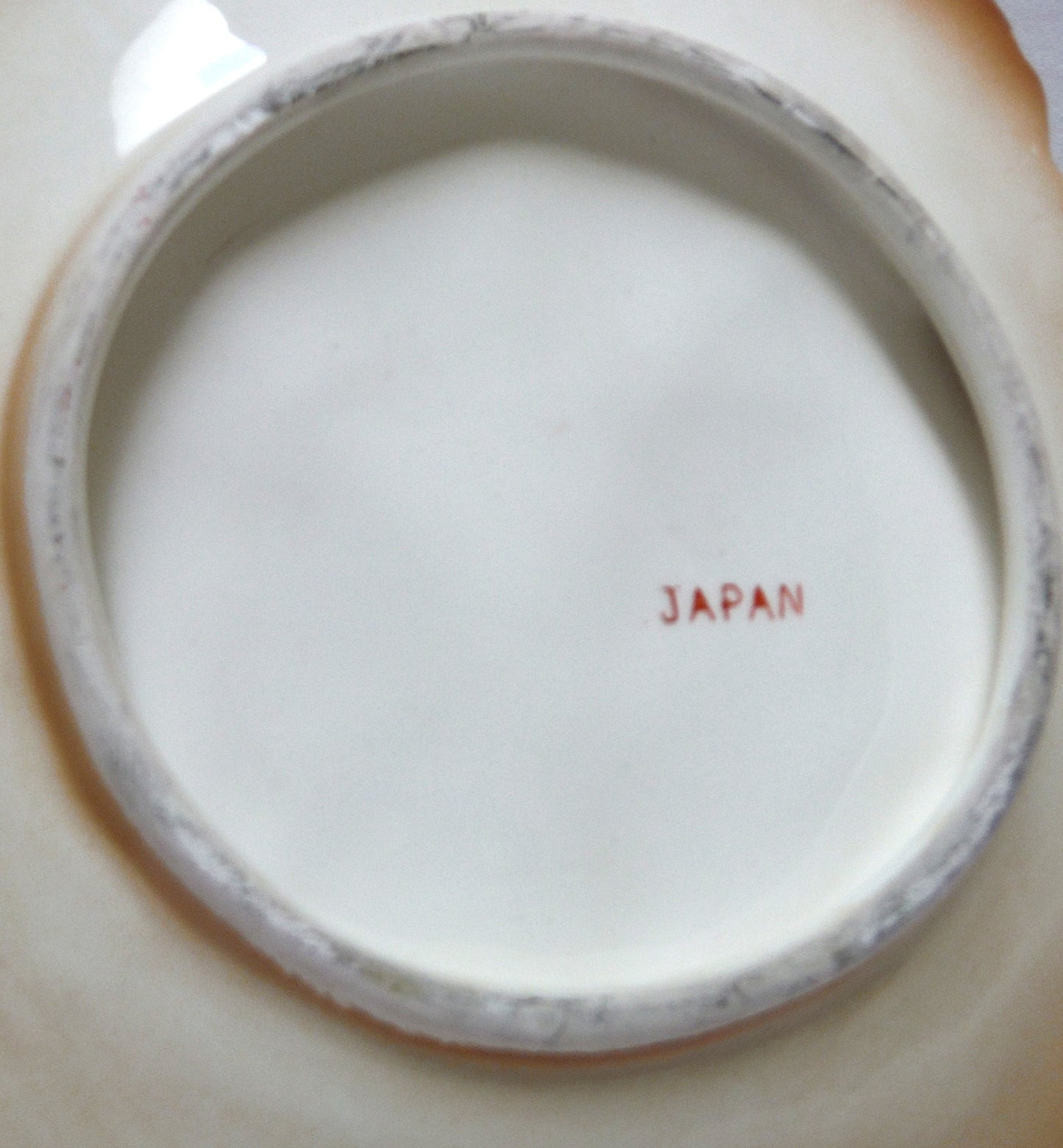Mid-Century Maple Leaf Shaped Gold Edged CERAMIC NUT TRAY, Made in Japan