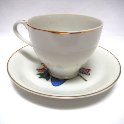 RARE VINTAGE CURLING MOTIF GOLD RIMMED TEA CUP & SAUCER, Designed in Canada, Made in Japan