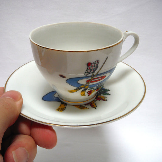 RARE VINTAGE CURLING MOTIF GOLD RIMMED TEA CUP & SAUCER, Designed in Canada, Made in Japan