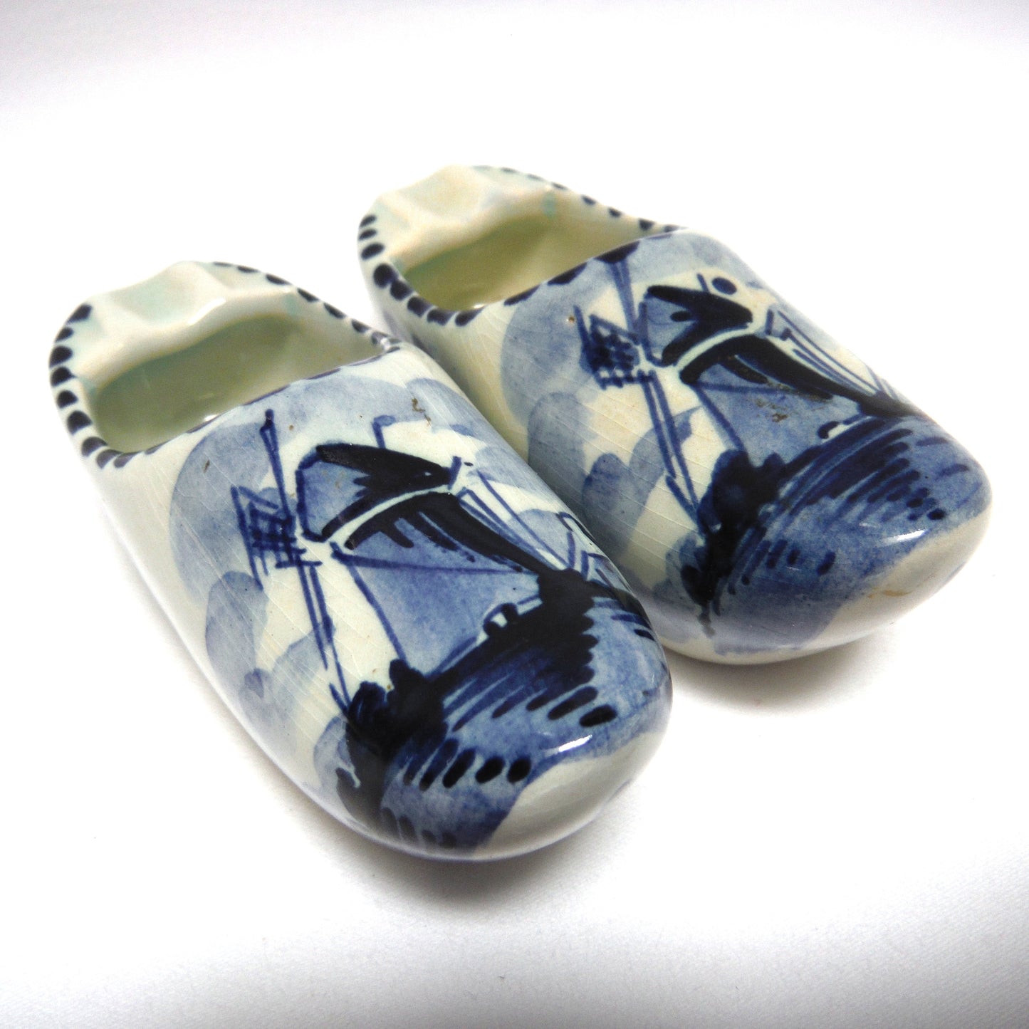 VINTAGE PAIR OF DELFT MEDIUM SIZED 3-Inch Long CERAMIC ASHTRAY CLOGS, by Delft Blue of Holland