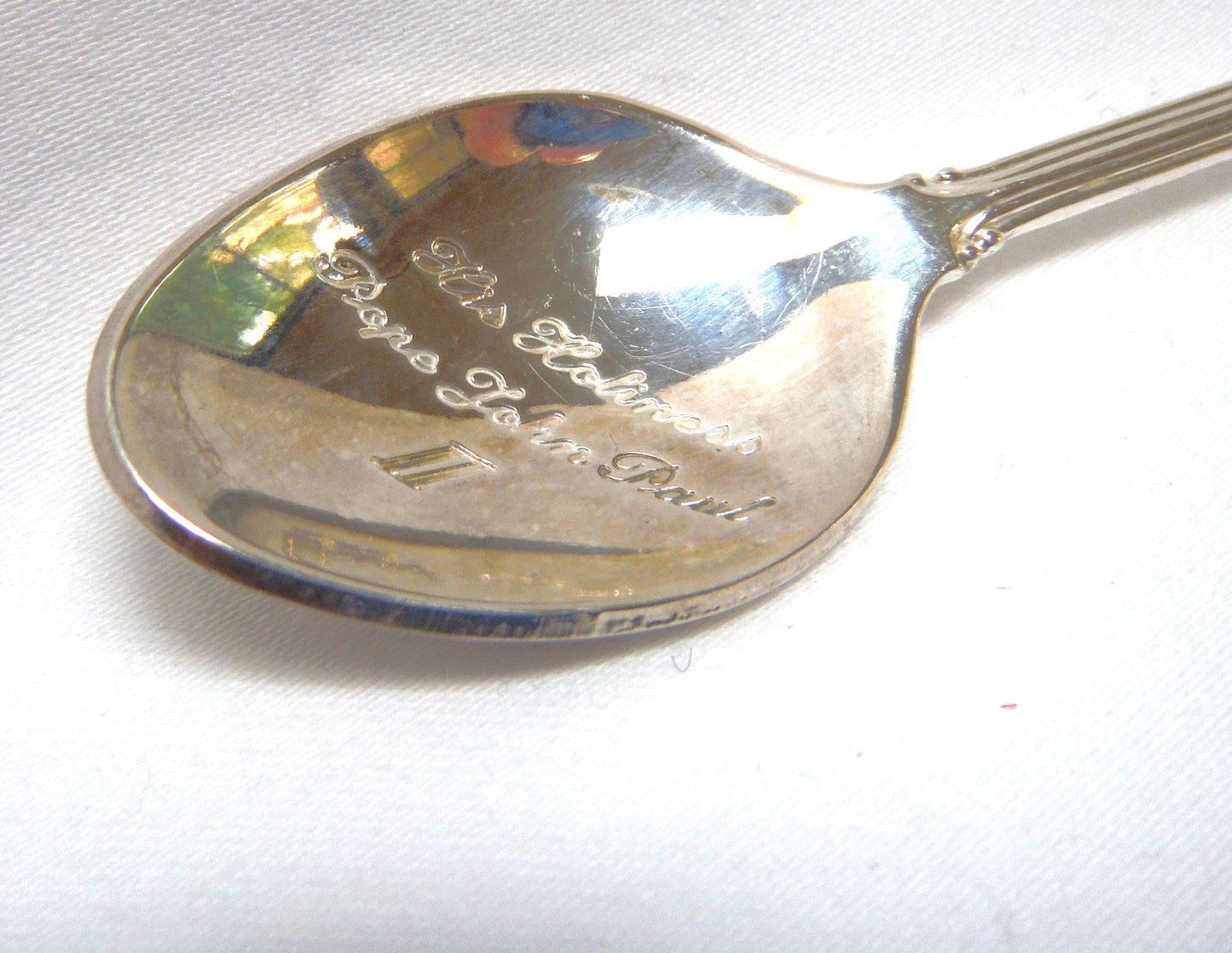 VINTAGE BRITISH SILVER PLATED MINIATURE SPOON: Engaved 'His Holiness Pope John Paul II'