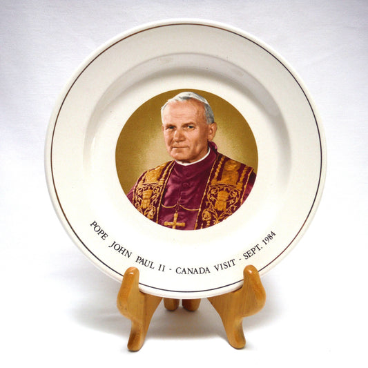 1984 POPE JOHN PAUL II COMMEMORATIVE PLATE: Visit to Canada September 1984, Made in USA, Decorated by G.R. Saunders of Kentville, Nova Scotia