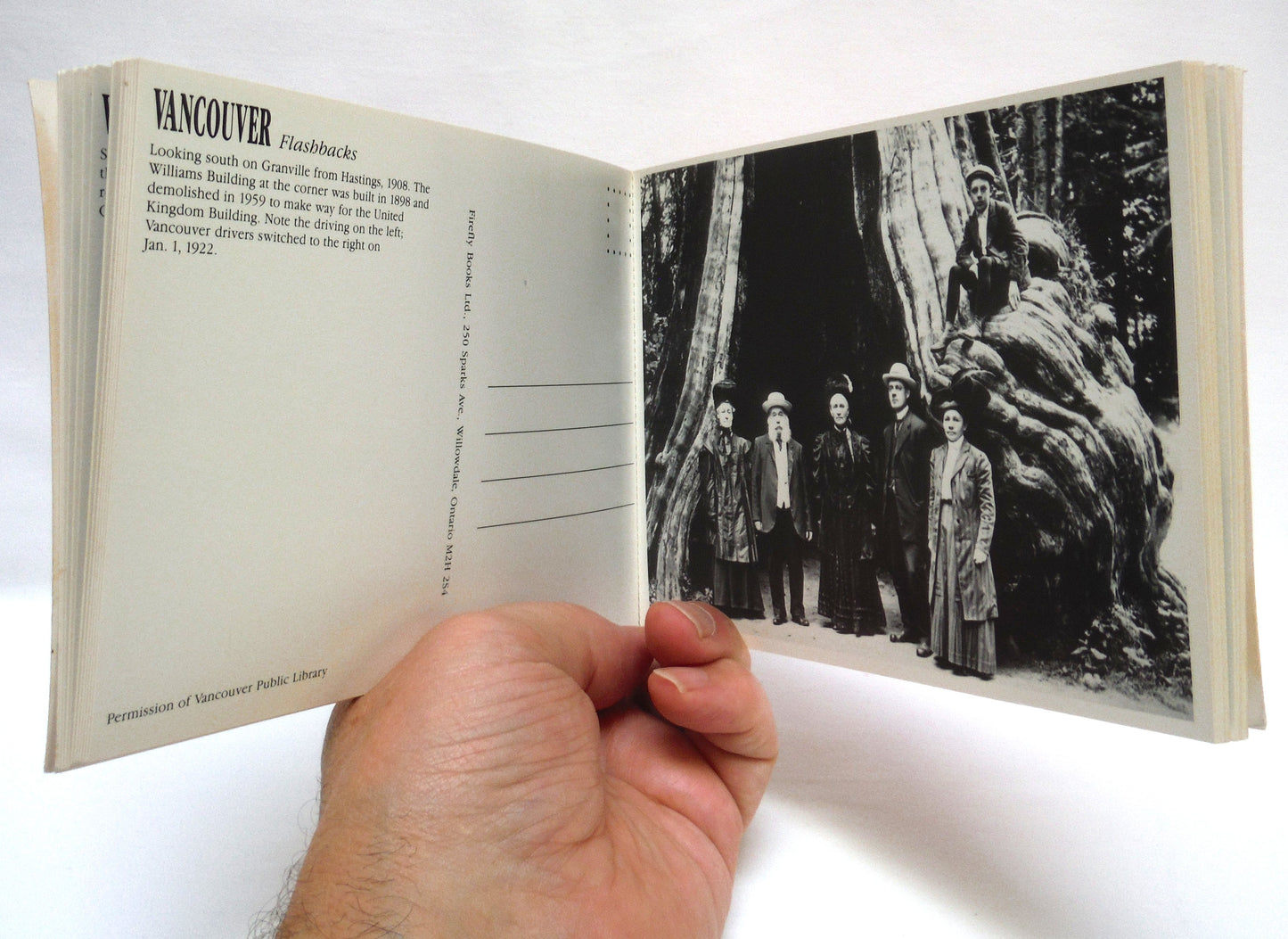 VANCOUVER FLASHBACKS, A 1990 Postcard Book of 30 Black and White Historic Photographs of Canada's Premier Waterfront City!
