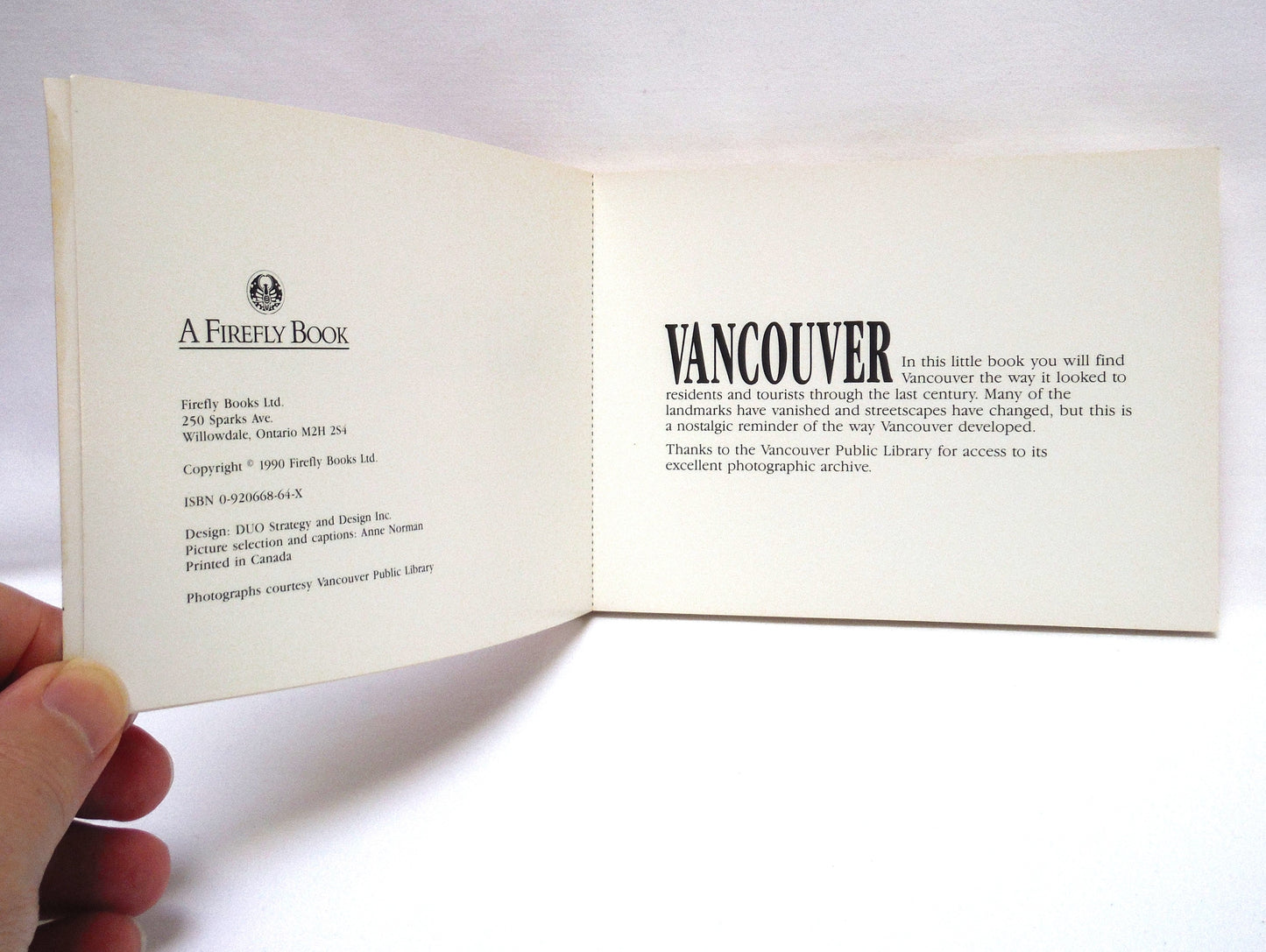 VANCOUVER FLASHBACKS, A 1990 Postcard Book of 30 Black and White Historic Photographs of Canada's Premier Waterfront City!