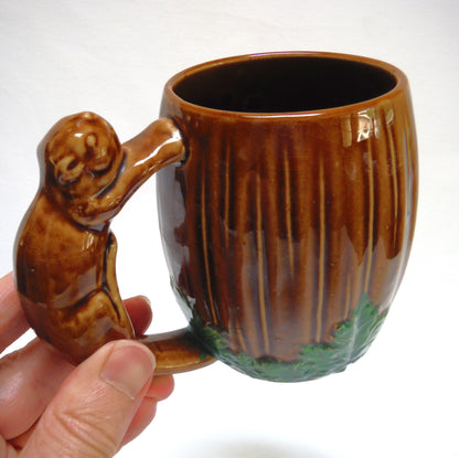 Mid-Century Ceramic Hand-Made Vintage CANADA COFFEE MUG WITH BEAVER HANDLE, by Shafford of England
