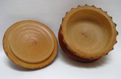 Mid-Century Wooden Hand-Turned and Carved Covered Trinket Souvenir Bowl: 'BARCELONA, SPAIN'