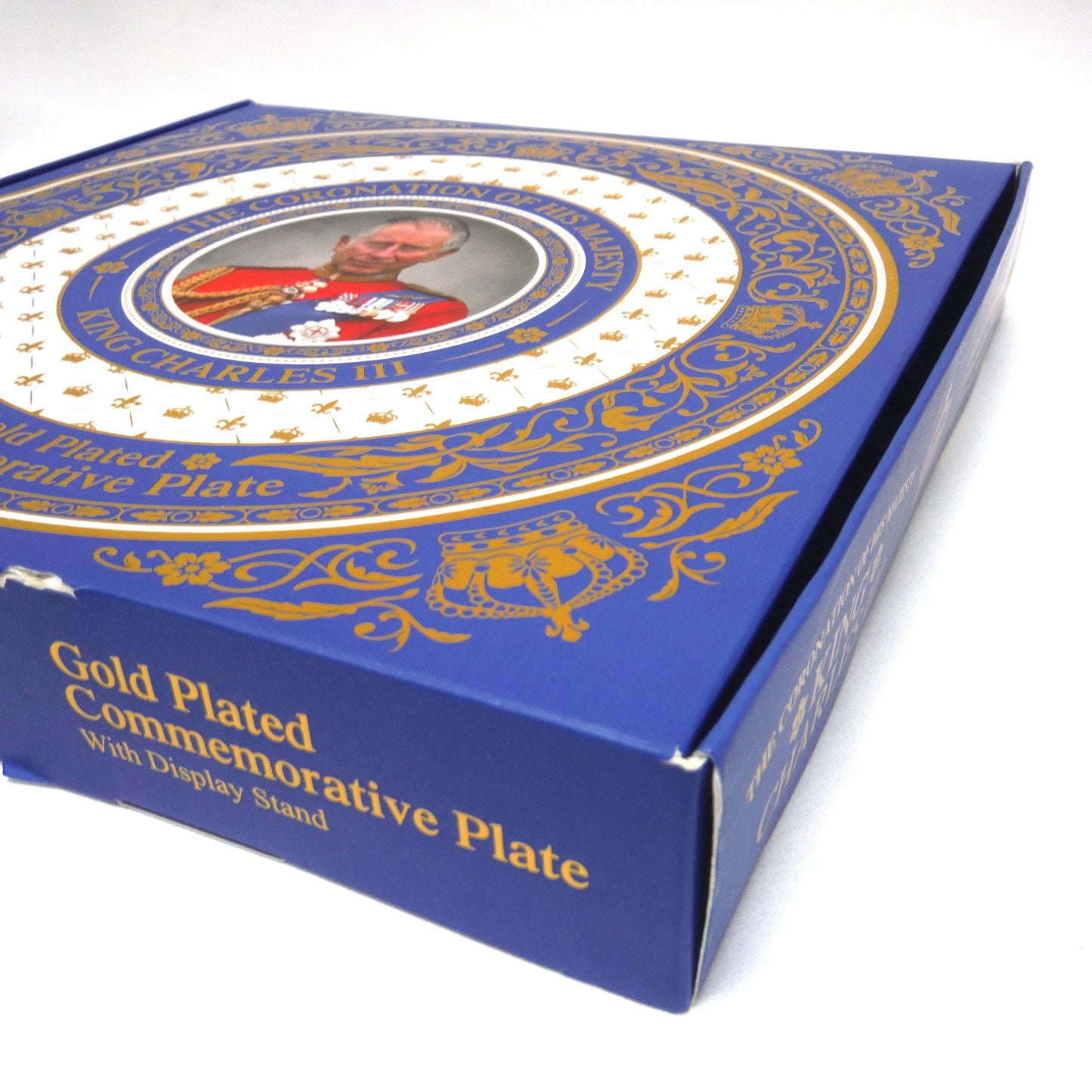 The Coronation of His Majesty King Charles III: 2023 Gold Plated Commemorative Souvenir Plate in Original Box with Stand!
