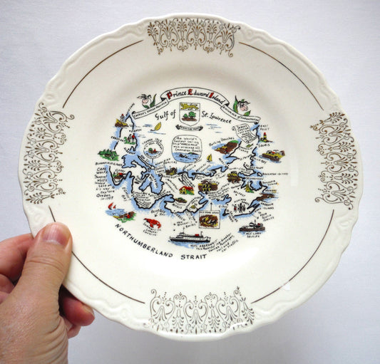 Vintage Souvenir Plate 9.5 inch-wide in 22kt Gold Celebrating: PRINCE EDWARD ISLAND, CANADA