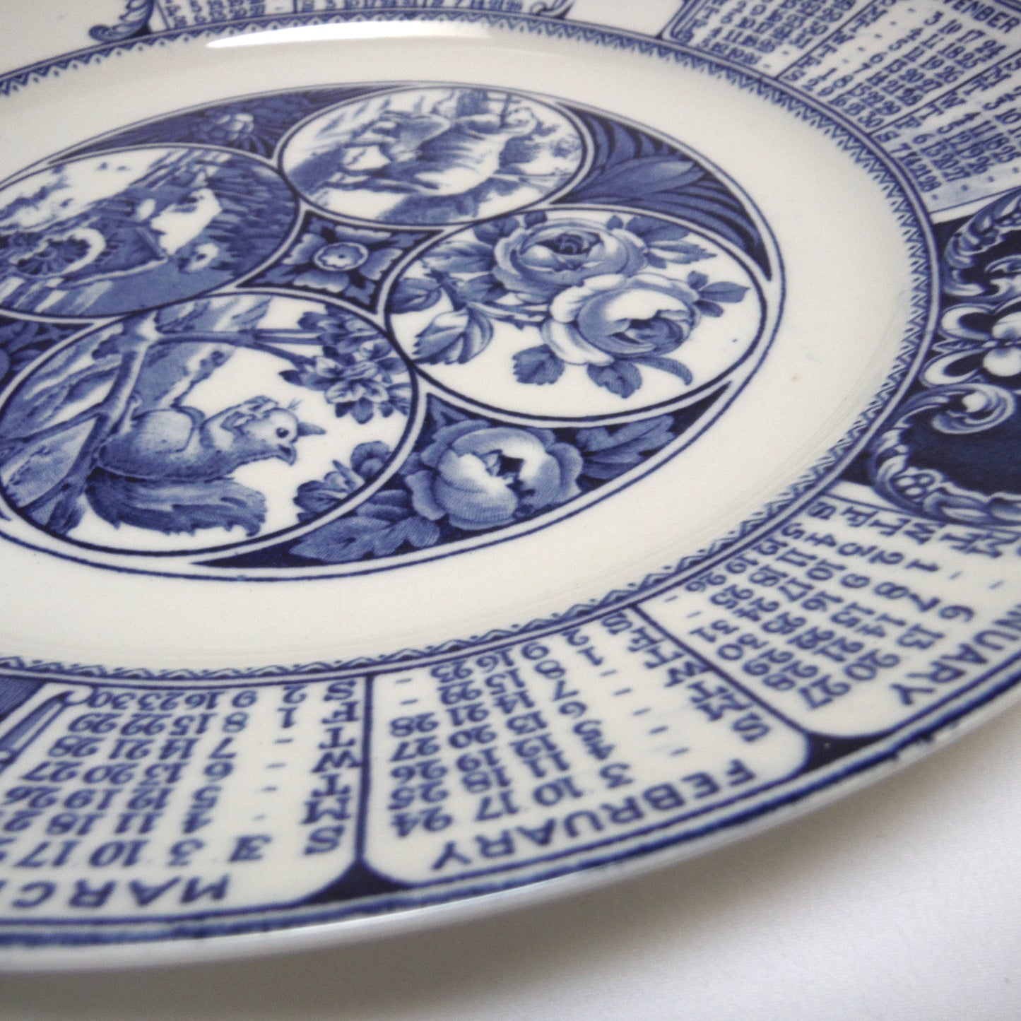 1929 Antique Decorative Calendar Plate by WOODS BURSLEM of ENGLAND: Gold Imprinted for Symonds' Hardware, Richard, Saskatchewan