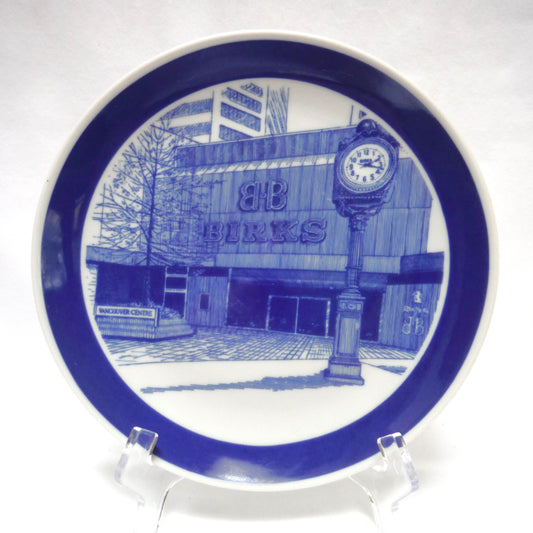 RARE VINTAGE 1970's BIRKS JEWELLERS SOUVENIR PLATE: 'Birks Clock Vancouver Centre, by Millhouse of Denmark'