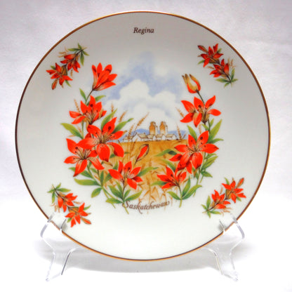 VINTAGE SOUVENIR 8.5-inch Decorative Plate of REGINA, SASKATCHEWAN: Western Red Lily by Viletta of Canada